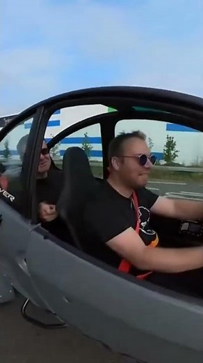 The best three wheeled electric car #trikes #electriccars #carver