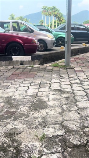 Gaji Dah Abis, Projek Dalam Kereta Jadi Solusi