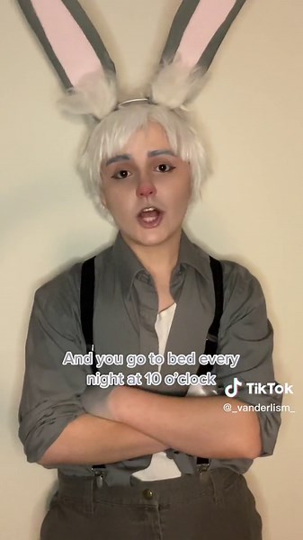 Bugs Bunny Cosplay | Eight Thorty