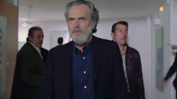 Vivir sin permiso (Serie de TV 2018–2020) ⭐ 7.4 | Drama