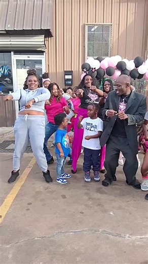 Yall Make Sure To Go To Black Diamond Tax Solutions This Tax Season! Located 825 N Beckham Ave Suite 400 Tyler, Texas 75702 !! @♣ I see ya!!!! #fyyyppp #fypシ゚viral #foryoupage #903 #taxseason