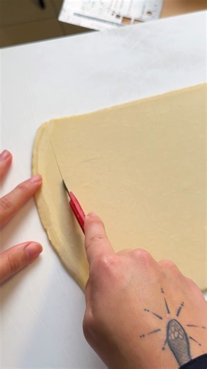 The art of croissants — taught by someone who learned it in Paris. After training at a French pastry school, I’m sharing the exact recipe and lamination method that makes each layer perfectly flaky, buttery, and golden. Limited-time offer: Get my Croissant Recipe and receive a second one FREE — for you and a fellow baker to master together. Bring a taste of Paris to your kitchen. 🇫🇷 | Baked Up