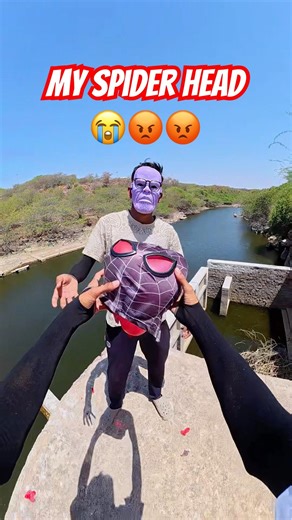Bad Thanos 😭😡👽 #thanos #alien #viral #parkour #pop #spiderman #explore