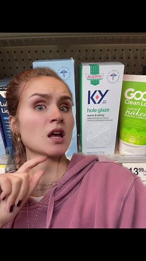 #greenscreen I have lots of questions and all of them are wta #AmazonMusicJingleBellTok #TheSplashDance #awkwardessentials #awktok #dripstick #fyp