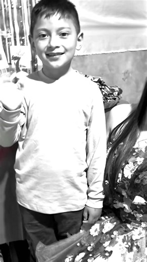Feliz cumpleaños niño hermoso — mensaje de bendiciones y cariño