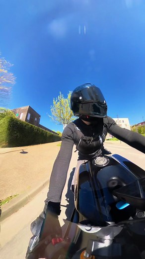 Qualité sonore intercom moto : Casque Scorpion EXO R1