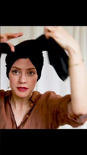 Tie your hair up with a silk scarf | Tutorial | Hair Wrap