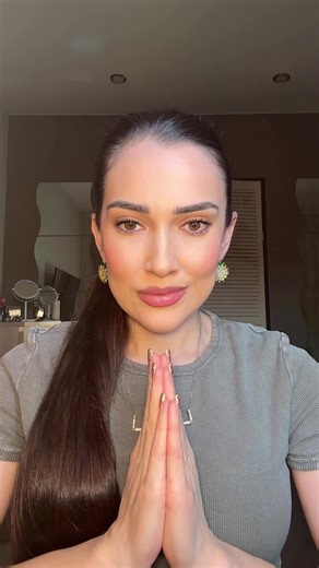 Reiki Session: Feel the Energy Flow