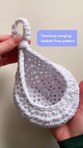 Crochet Teardrop Hanging Basket Tutorial