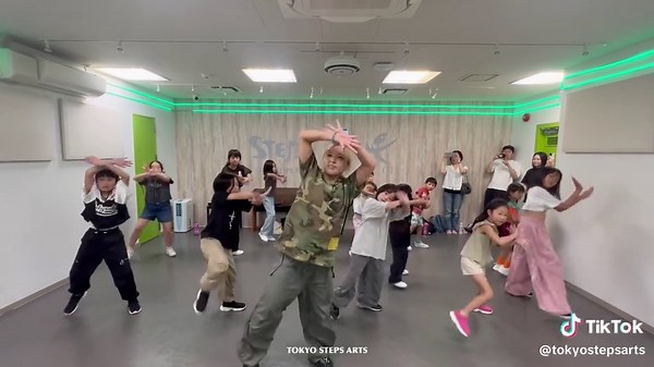 TOKYO STEPS ARTS 高田馬場校のKids HIPHOPレッスン