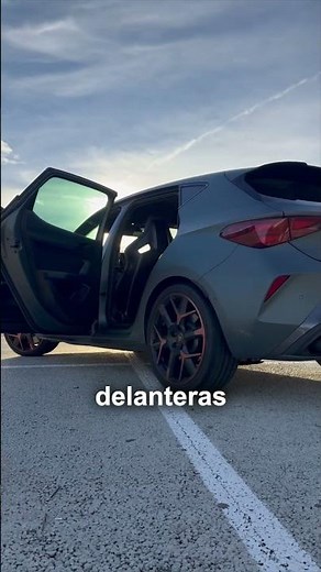 CUPRA Leon VZ, fast, powerful and only runs on gasoline 🔥