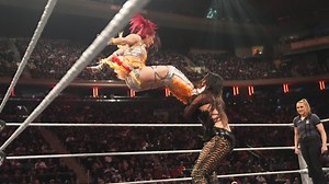 IYO SKY Provides Update After Scary Landing On WWE RAW – TJR Wrestling