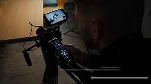 NEEWER RGB168 18,3" 60W RGB LED Videoleuchte Panel Set mit Stative Ständer App Steuerung 360°Vollfarbe Dimmbar 2500K-8500K RGB Videolicht/CRI 97+/17 Szeneneffekten Studio Dauerlicht Fotografie, 2Pack