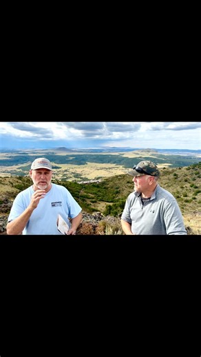 On the Top of a Volcano!!! #Volcano #NewMexico #nationalmonument #history Yep, that’s right, we are just outside of Raton New Mexico on the top of the Capulin Volcano!! This volcano is a cinder cone volcano that erupted into existence around 60,000 years ago. After its eruption ended, Capulin Volcano became extinct. although there has been no volcanic activity in the RCVF for around 30,000 years, the field itself is considered dormant and could become active again, though it is unlikely to happe