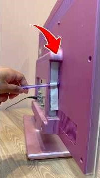 Turn Your Old TV into a Smart TV with This Hidden USB Trick