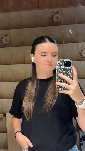 Vidéos de morwenna (@morwenna_ezt) avec son original - Kenny