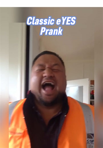 E-Y-E-S Challenge: A Hilarious Prank You Must See