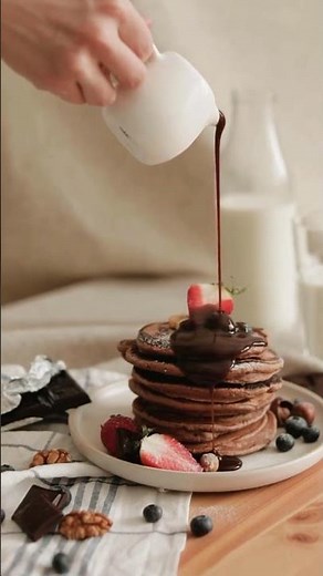 Bananas Are Berries? The Shocking Truth About Fruits!