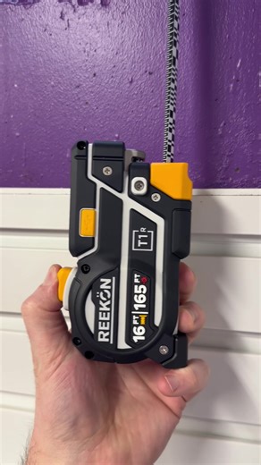 The Benefits of Green Lasers for Fast Alignments