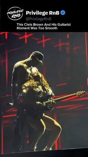This Chris Brown And His Guitarist Moment Was Too Smooth