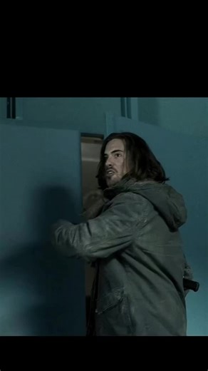 Home of entertainment on Instagram: "Falling Skies 2011 ‧ Sci-fi ‧ “Falling Skies” is a science fiction drama series that follows the story of a post-apocalyptic world after an alien invasion devastates Earth. The series centers on Tom Mason, a former history professor, who becomes a key leader of the human resistance. With his family and fellow survivors, he fights to reclaim their planet and protect humanity from the technologically advanced extraterrestrial invaders. The show explores the cha