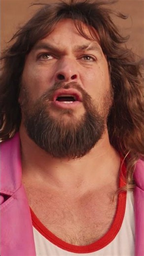 Steve makes crossing the Overworld look easy! 🪂💨 #minecraftmovie #jackblack #jasonmomoa