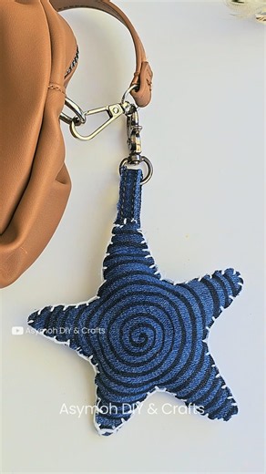 Old Jeans Into Designer Star Keychain? Easy Upcycling #DIY #handmade #recycledart #craft