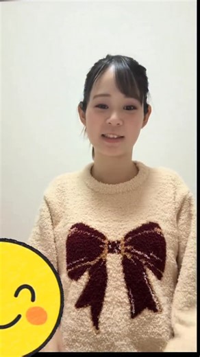【 みんなの手話歌 〜Be One〜 】 on Instagram: "【耳の聞こえないママの育ってきた環境】 映像制作：作田麗奈 @ina_99_t"