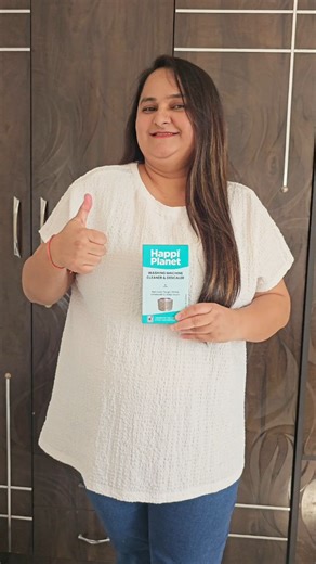 Sapna Suthar on Instagram: "Clothes still smell weird even after washing? 🤔 That’s a sign your washing machine needs a deep clean 🧺✨ @happiplaneteco Washing Machine Cleaner & Descaler removes built-up dirt and residue in just one wash cycle 🌿 Natural, eco-friendly & non-toxic — safe for clothes and your machine 💚 Available on Amazon & Happi Planet website MRP ₹200 💫 #washingmachinecare #cleanhomeliving #ecofriendlycleaning #freshlaundry #happiplanet"