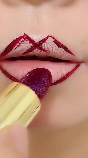 #lipstick #lipsticktutorial #makeup | lipstick