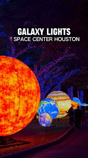 Natalye Osorio on Instagram: "This season, let Space Center Houston bring you closer to the wonders of space. As a nonprofit, immersive learning destination and the Official Visitor Center of NASA Johnson Space Center, they aim to make every visit unforgettable.🎄🪐 Don’t miss your chance to experience Galaxy Lights, a holiday adventure that transcends Earth’s boundaries and takes you to the edge of the universe. 🌌🚀 Presented by @wellbyfinancial ✨ Tickets to Galaxy Lights make the perfect gift