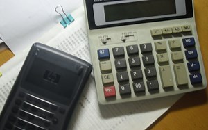 【测评】开学的少年你需要装一发逼吗？HP-39GS图形计算机测评！