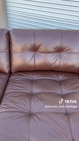 ✨ Luxury Palliser Brown Leather Sectional Sofa – 2 Pieces ✨ Picked up this beautiful couch from one of our TikTok followers! Not only are we selling quality pieces like this, but we are always buying furniture as well — DM us with pieces you’re ready to sell. 🛋️ Luxury Palliser 2-Piece Tufted Leather Sectional ✨ Used in good condition — clean with normal light wear 🛋️ Genuine brown leather upholstery with stylish button-tufted seat and back cushions ✨ Modern contemporary design with clean trac