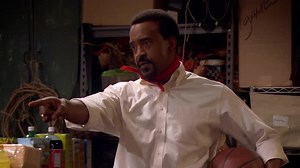 The Bill Engvall Show S02:E06 - Bill Talks a Good Game