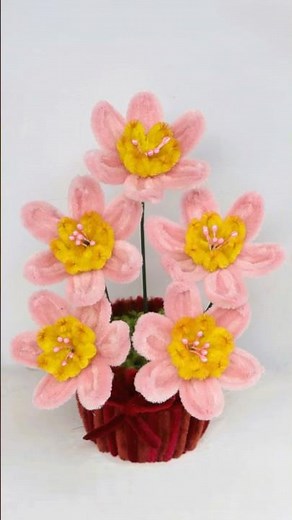 DIY Pipe Cleaner Flowers Crafts - How To Make Flower With Pipe Cleaner #diy #craft #handmade