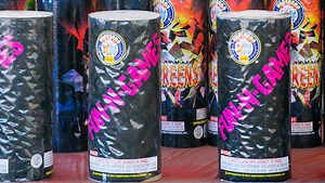 Arizona fireworks laws: Maricopa and Pima counties