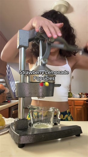 Strawberry Lemonade Popsicles Recipe