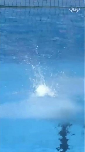 How many rotations did you count? 🧐 Chen Aisen at Rio 2016#Olympics #Diving #Highscore #Sports