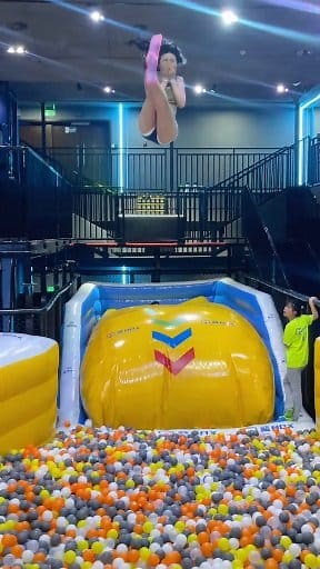 330K views · 1.8K reactions |  Omg 29 #viral reels#facebook reels...