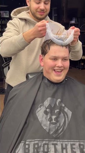 Brazilian Hair Color Transformation 🇧🇷🔥 #barberlove #barbershop #thebarbersarms