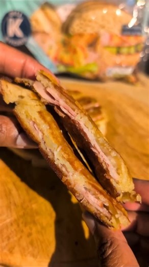 CRUMPET TOASTIE 🍞 ad Who doesn't love a crumpet but have you thought of using them to make toasties?🤤 Method • Slice your crumpet in half • Butter the crumpet all over and add your fillings, I kept it classic with ham and cheese. • Place it in a toastie maker or grill for about 4-5 minutes until nice and crispy. I used @mydelikitchen NEW Protein Crumpets, you know I love my crumpets and these are delicious. Plus you can get a protein boost whenever you need it! 🤤 #emilyscooking_ #delikitchen 