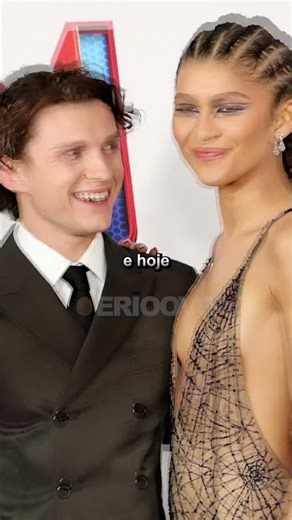 Tom Holland FEZ DE NOVO