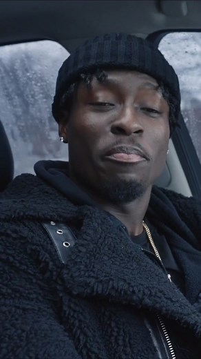 Post-Workout Nutrition: Why Eating After Your Workouts is Essential for Muscle Growth. Fuel your body after your workout! Don’t just hit the gym and neglect proper nutrition. Make sure to get in protein and carbs to aid in muscle recovery. Proper muscle and recovery will help you build that muscle you’re struggling with! I see so many people go crazy in the gym and neglect their nutrition. Nutrition and Training goes hand in hand if you really wanna see the results you want. Let’s build a strong