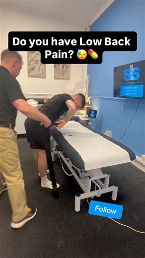 😩Do you Have Low Back Pain or Sciatica? Try this Mobilisation treatment for pain relief! ✅Follow for pain relief tips! 👉 Mobilisations are a hands-on technique designed to relieve pain, restore mobility, and get you moving freely again. Used daily in our clinic. ✨ Want to master this technique? Join our Manual Therapy Course, where we teach a huge amount of manual therapy methods and their clinical implications. #lowbackpain #shoulderpain #PainRelief #sciatica #SportsTherapy #ManualTherapy #ro