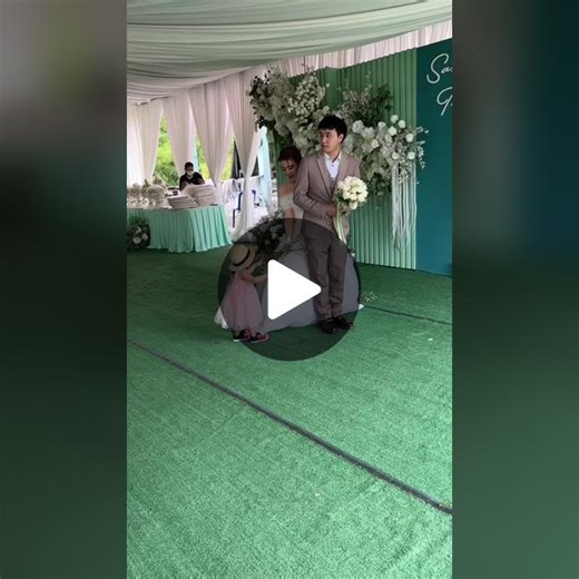 This is how i impress groom & bride 😂#baby #babytiktok #cutebaby #เด็ก #เด็กน่ารัก #น้องอันนา #cute
