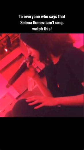 no auto tune, not pre-recorded or no lip syncing.. just selena! -@Selena Gomez @Rare Beauty 🐺 #foryou #foryoupage #fy #selenagomez #selenator #watchtillend #watchthis #blowup #blowthisup #thetruth #revivaltour #revival #trend #selenagomezsing #selenamariegomez #explorepage #jelena #explore #wolves #marshmallo | Star Frenzy