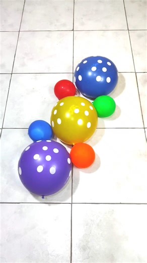 Wow, Popping Colorful Balloons is Very Satisfying (4) #asmr #funny #poppingballoon