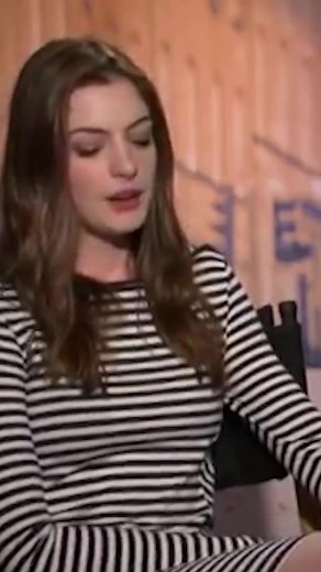 Anne Hathaway Catwoman Interview: Transformation, Fitness, and More