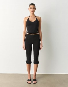 Mid Rise Capri Pant in Black | Glassons