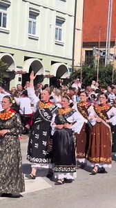 Ready to fall for Croatia? 🍁 Celebrate the season in style at the Vinkovci Autumn Festival, where Slavonian tradition comes to life! Live music, beautiful costumes, and mouthwatering local bites as the town welcomes autumn the Croatian way! 🍂🎶 🗓️ 12th - 21st September 2025 Want to know more? ➡️ https://croatia.hr/en-gb/events/vinkovci-autumn 📍 Visit Vinkovci - Turistička zajednica grada Vinkovaca 🎥 Instagram: @dizajnpod #CroatiaFullOfLife @VinkovackeJeseni | Croatia Full of life